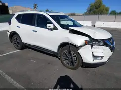 JN8AT2MV2JW309761 2018 NISSAN ROGUE