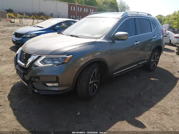 JN8AT2MV2JW310456 2018 NISSAN ROGUE - Image 2