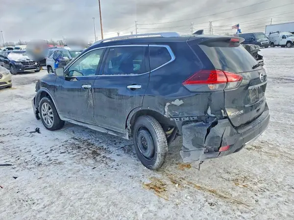 JN8AT2MV2JW310764 2018 NISSAN ROGUE - Image 2