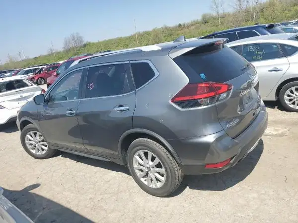 JN8AT2MV2JW310781 2018 NISSAN ROGUE - Image 2
