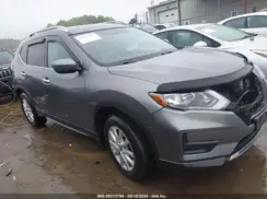 JN8AT2MV2JW311090 2018 NISSAN ROGUE