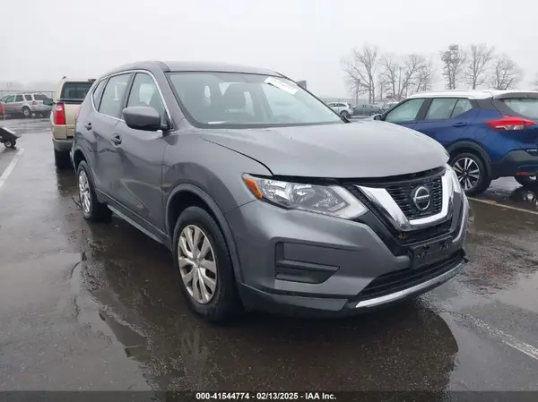 JN8AT2MV2JW312868 2018 NISSAN ROGUE - Image 1