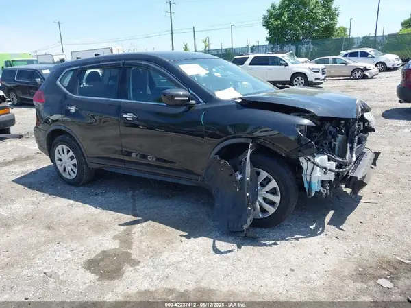 JN8AT2MV2JW314605 2018 NISSAN ROGUE - Image 1