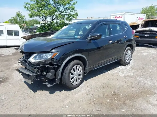 JN8AT2MV2JW314605 2018 NISSAN ROGUE - Image 2