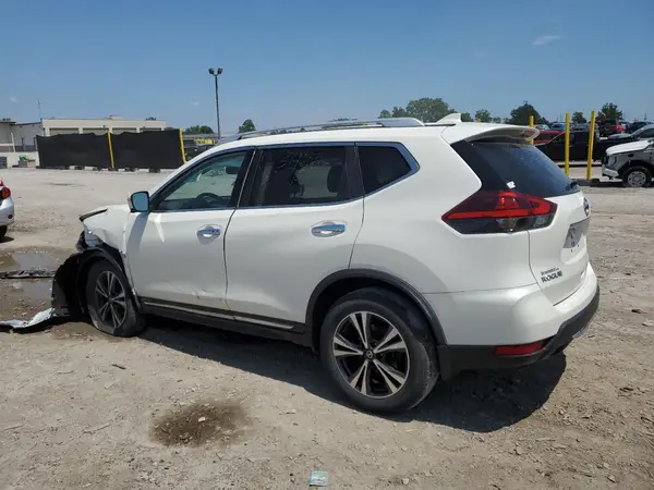 JN8AT2MV2JW314619 2018 NISSAN ROGUE - Image 2