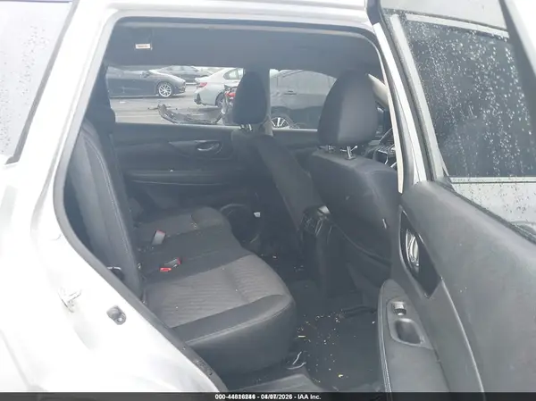 JN8AT2MV2JW315608 2018 NISSAN ROGUE - Image 8