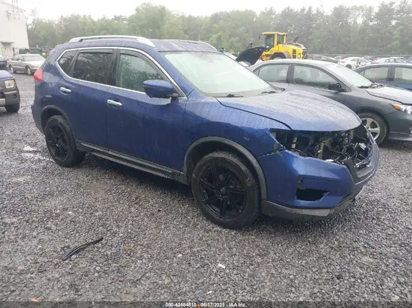 JN8AT2MV2JW317097 2018 NISSAN ROGUE - Image 1
