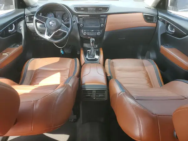 JN8AT2MV2JW317715 2018 NISSAN ROGUE - Image 8