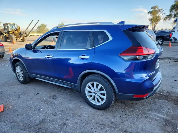 JN8AT2MV2JW318086 2018 NISSAN ROGUE - Image 2