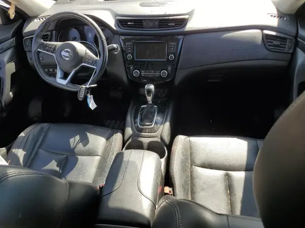 JN8AT2MV2JW318797 2018 NISSAN ROGUE - Image 8