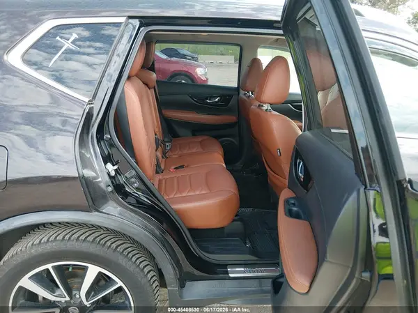 JN8AT2MV2JW318881 2018 NISSAN ROGUE - Image 8