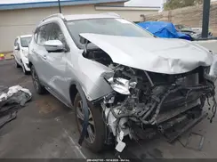 JN8AT2MV2JW319657 2018 NISSAN ROGUE