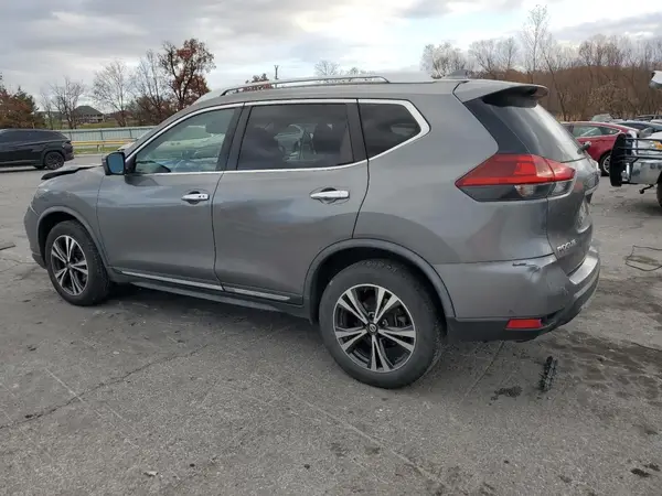 JN8AT2MV2JW319996 2018 NISSAN ROGUE - Image 2