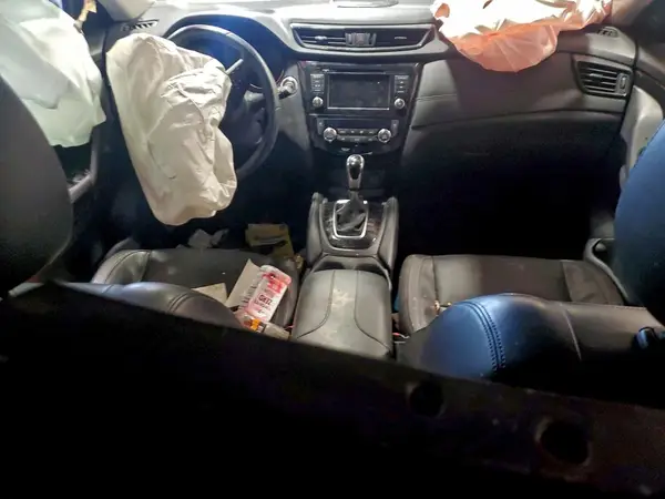 JN8AT2MV2JW320355 2018 NISSAN ROGUE - Image 8