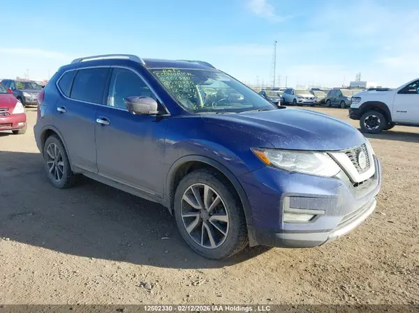 JN8AT2MV2JW320985 2018 NISSAN ROGUE - Image 1