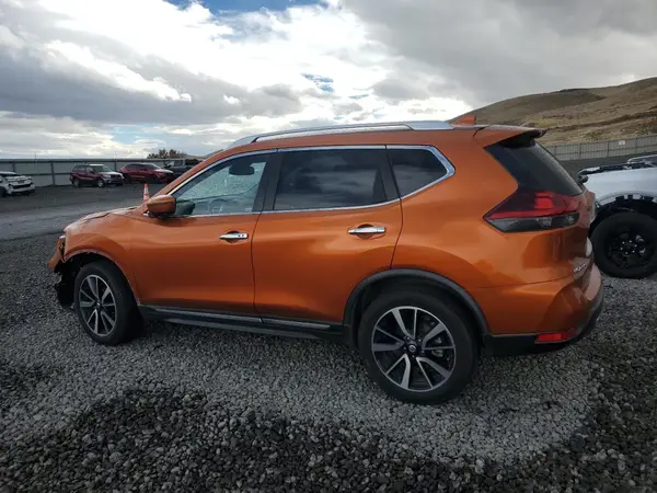 JN8AT2MV2JW322042 2018 NISSAN ROGUE - Image 2