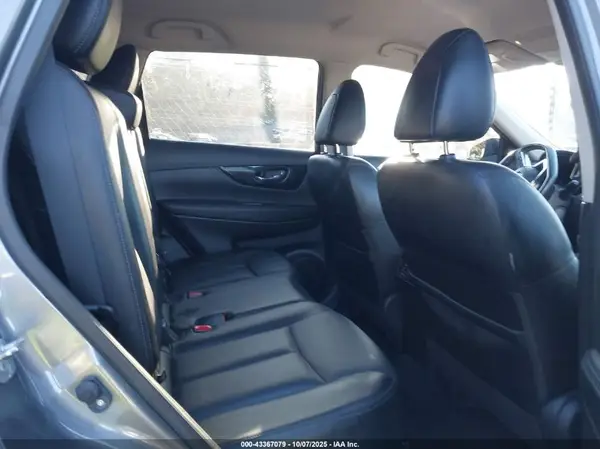 JN8AT2MV2JW322414 2018 NISSAN ROGUE - Image 8