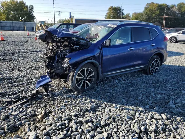 JN8AT2MV2JW322803 2018 NISSAN ROGUE - Image 1