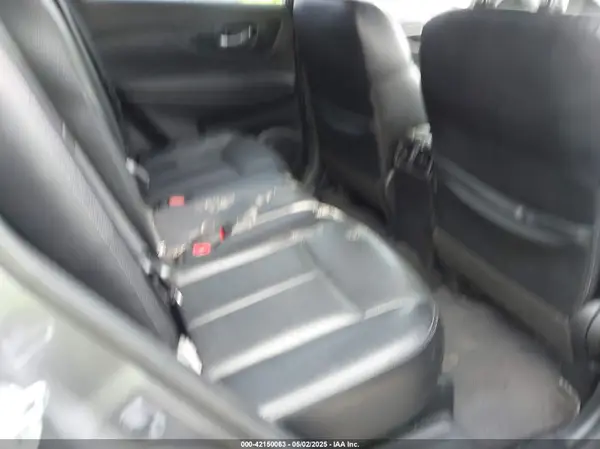 JN8AT2MV2JW323661 2018 NISSAN ROGUE - Image 8