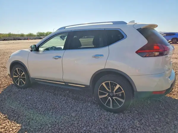 JN8AT2MV2JW323949 2018 NISSAN ROGUE - Image 2