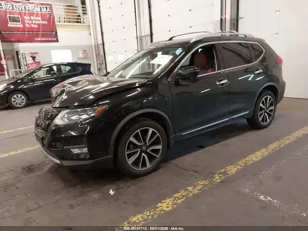 JN8AT2MV2JW325247 2018 NISSAN ROGUE - Image 2