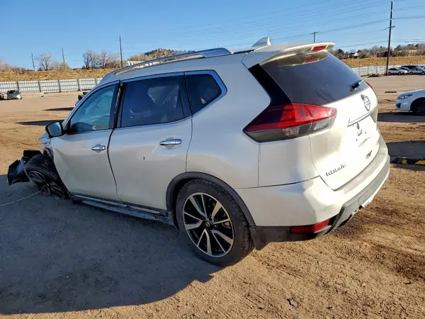 JN8AT2MV2JW325572 2018 NISSAN ROGUE - Image 2