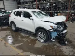 JN8AT2MV2JW325622 2018 NISSAN ROGUE