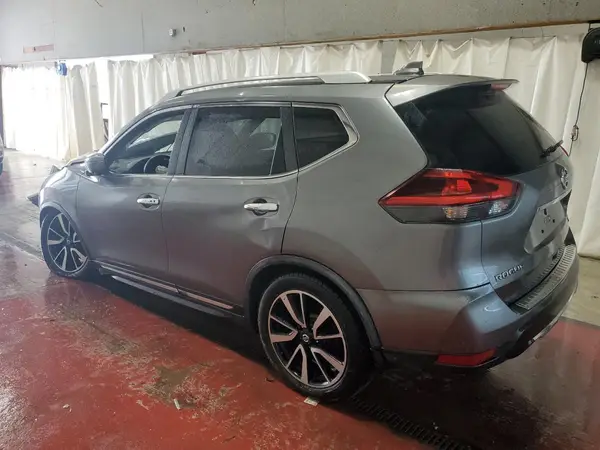JN8AT2MV2JW326446 2018 NISSAN ROGUE - Image 2