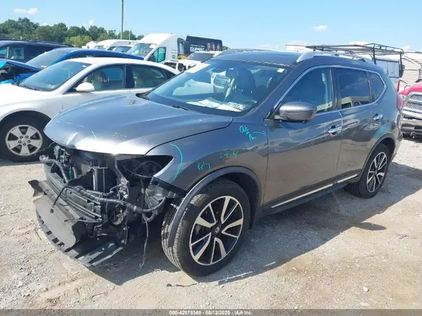 JN8AT2MV2JW340153 2018 NISSAN ROGUE - Image 2