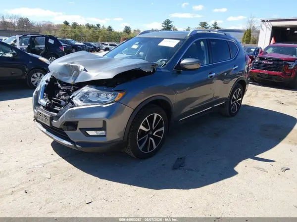 JN8AT2MV2JW342131 2018 NISSAN ROGUE - Image 2