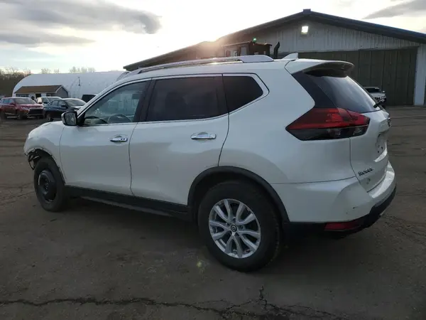 JN8AT2MV2JW343229 2018 NISSAN ROGUE - Image 2