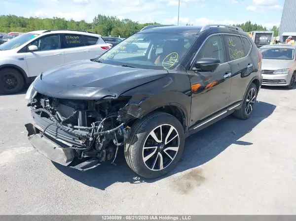 JN8AT2MV2JW343649 2018 NISSAN ROGUE - Image 2