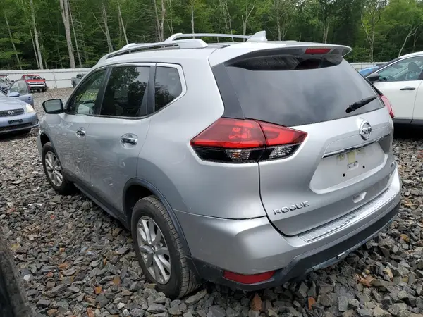 JN8AT2MV2JW345627 2018 NISSAN ROGUE - Image 2