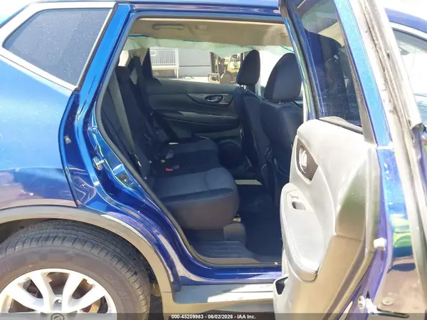 JN8AT2MV2JW347135 2018 NISSAN ROGUE - Image 8