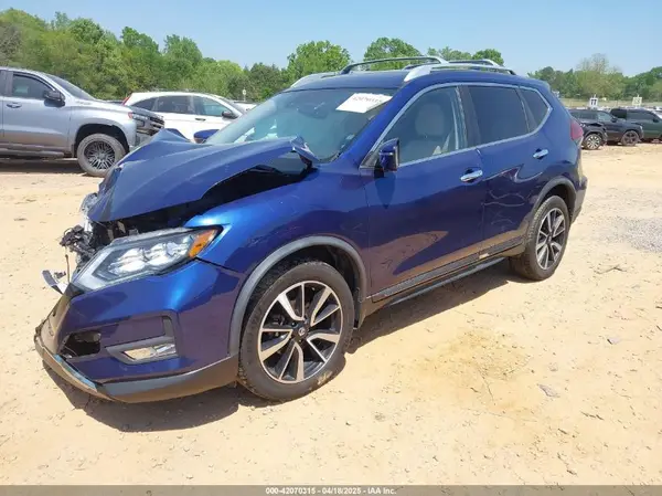 JN8AT2MV2JW348320 2018 NISSAN ROGUE - Image 2