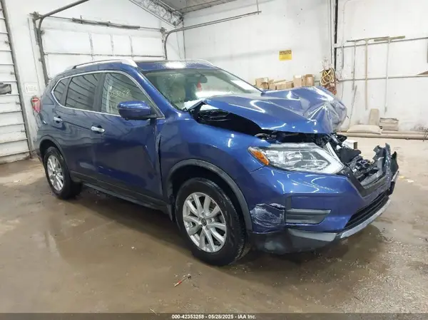 JN8AT2MV2JW349760 2018 NISSAN ROGUE - Image 1