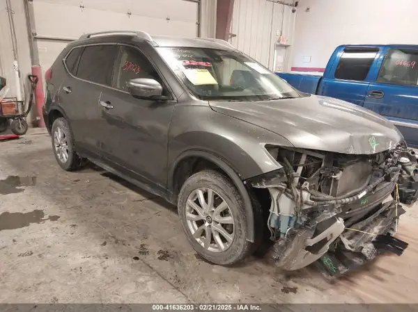 JN8AT2MV2KW372103 2019 NISSAN ROGUE - Image 1