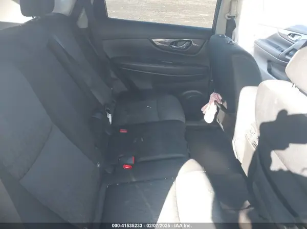 JN8AT2MV2KW372859 2019 NISSAN ROGUE - Image 8