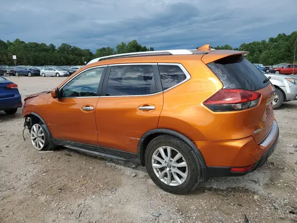 JN8AT2MV2KW374353 2019 NISSAN ROGUE - Image 2