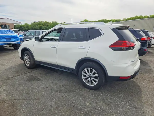 JN8AT2MV2KW376202 2019 NISSAN ROGUE - Image 2