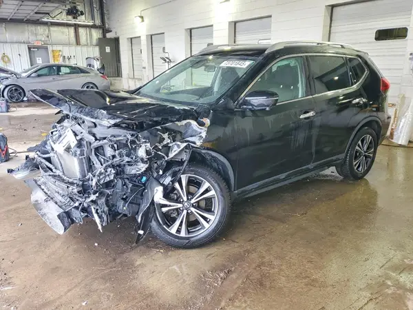 JN8AT2MV2KW376765 2019 NISSAN ROGUE - Image 1