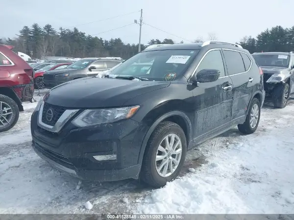 JN8AT2MV2KW380041 2019 NISSAN ROGUE - Image 2