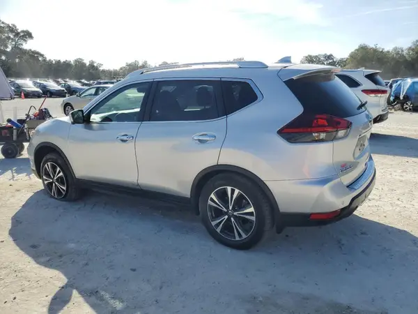 JN8AT2MV2KW380296 2019 NISSAN ROGUE - Image 2