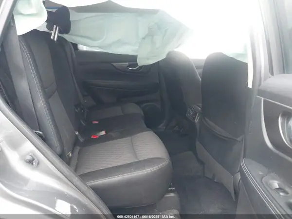 JN8AT2MV2KW385398 2019 NISSAN ROGUE - Image 8