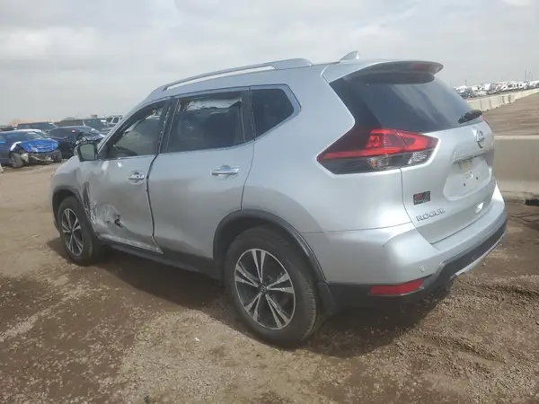 JN8AT2MV2KW393694 2019 NISSAN ROGUE - Image 2