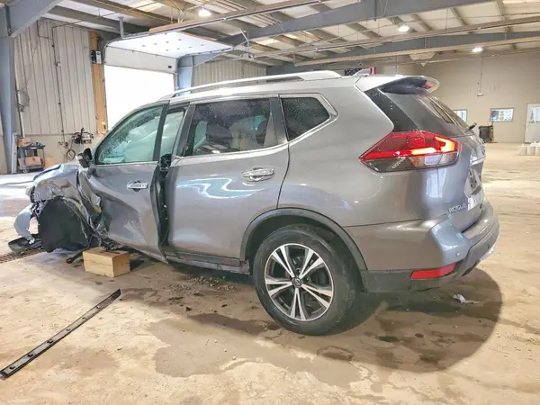 JN8AT2MV2KW394053 2019 NISSAN ROGUE - Image 2