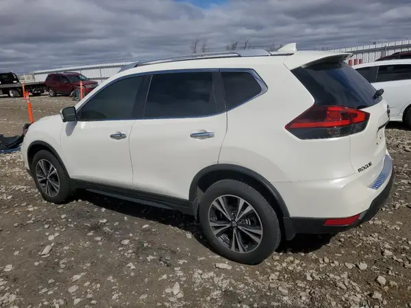 JN8AT2MV2KW395803 2019 NISSAN ROGUE - Image 2