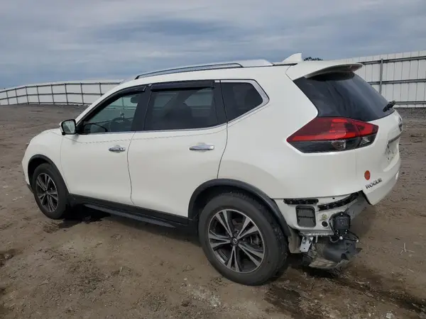 JN8AT2MV2KW399141 2019 NISSAN ROGUE - Image 2