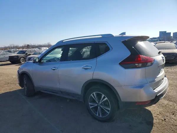 JN8AT2MV2KW399284 2019 NISSAN ROGUE - Image 2