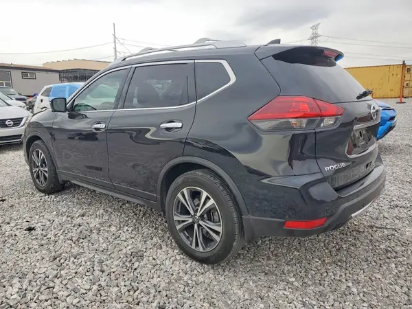 JN8AT2MV2KW401079 2019 NISSAN ROGUE - Image 2